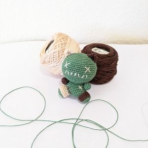 Crochet voodoo cat